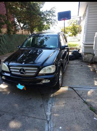 MERCEDES Benz 2005 ML350 for sale in Hollis, NY – photo 2