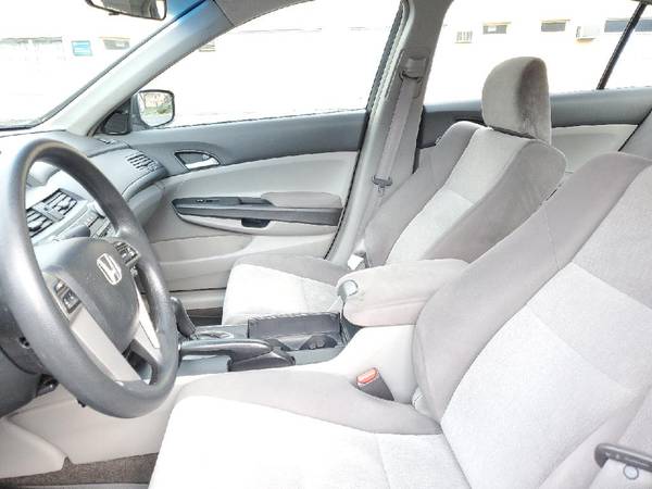2009 Honda Accord 160k miles NEEDS NOTHING! - cars & trucks - by... for sale in Bloomfield, CT – photo 16