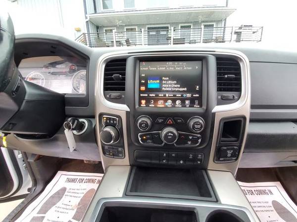 2014 Ram 1500 Quad Cab SLT Pickup 4D 6 1/3 ft 4WD V6, Turbo EcoDsl,... for sale in Hillsboro, IL – photo 12