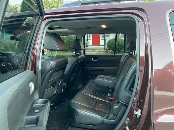 2010 Honda Pilot touring AWD 7 passenger leather sunroof heated... for sale in Fairfield, NY – photo 6