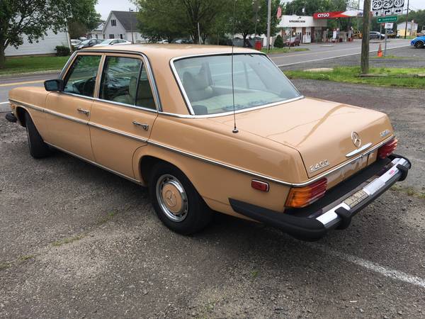 1976 Mercedes Benz 240D for sale in Remington, District Of Columbia – photo 5