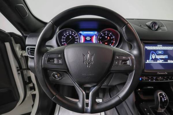 2017 Maserati Levante, Bianco - cars & trucks - by dealer - vehicle... for sale in Wall, NJ – photo 16