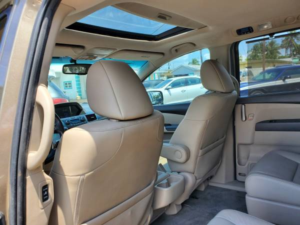 2012 Honda Odyssey EX-L - 79k mi - Leather, Moonroof, Smooth V6 for sale in Fort Myers, FL – photo 12