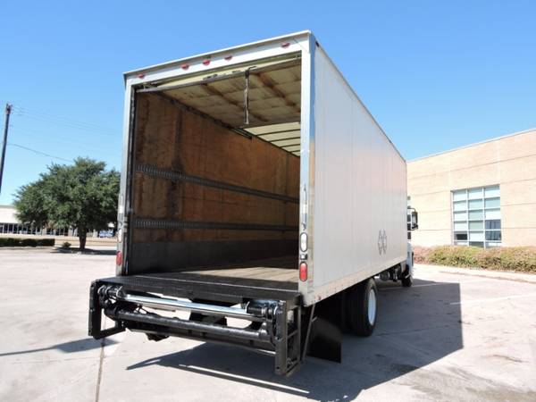 2015 HINO 268 26 FOOT BOX TRUCK W/LIFTGATE with for sale in Grand Prairie, TX – photo 11