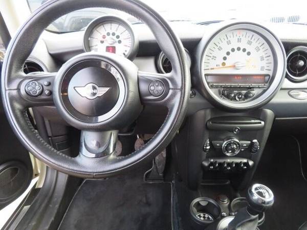 2012 Mini Cooper 6 Speed Manual 119, 000 Miles 5, 500 - cars for sale in Waterloo, IA – photo 12