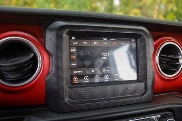 Jeep Wrangler Rubicon 4X4 SUV Bluetooth Rear Camera Low Miles Nice! for sale in Roanoke, VA – photo 15