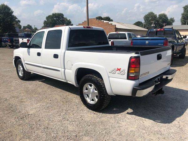 2005 GMC Sierra 1500 SLE 4dr Crew Cab 4WD SB for sale in Lancaster, OH – photo 7