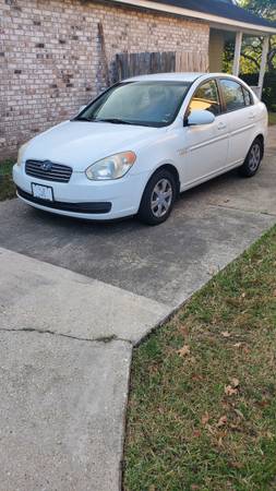 Hyundai Accent 2007 - cars & trucks - by owner - vehicle automotive... for sale in Baton Rouge , LA – photo 3