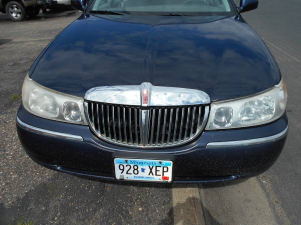 2001 Lincoln Town Car - cars & trucks - by dealer - vehicle... for sale in Zimmerman, MN – photo 5