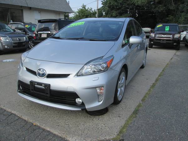 2013 Toyota Prius Five Hatchback ** 128,363 Miles ** - cars & trucks... for sale in Peabody, MA – photo 2
