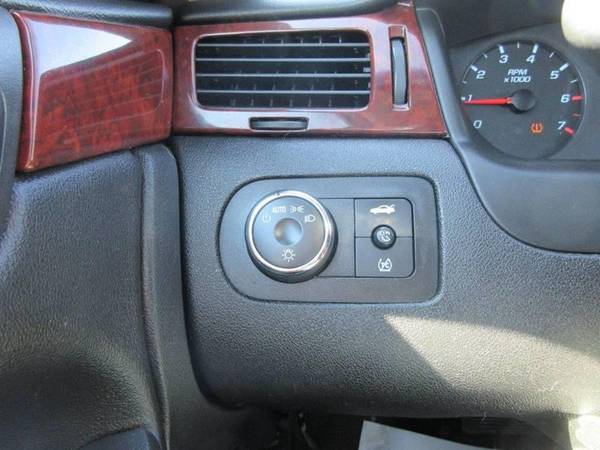2009 Chevrolet Impala LS, 3.5L V6, 29 MPG HWY for sale in Lapeer, MI – photo 17