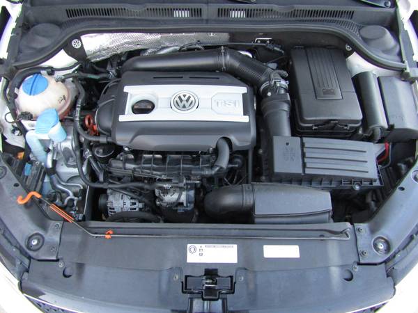 2012 VW Jetta GLI 6-Speed Manual - cars & trucks - by dealer -... for sale in Cedar Rapids, IA 52402, IA – photo 7