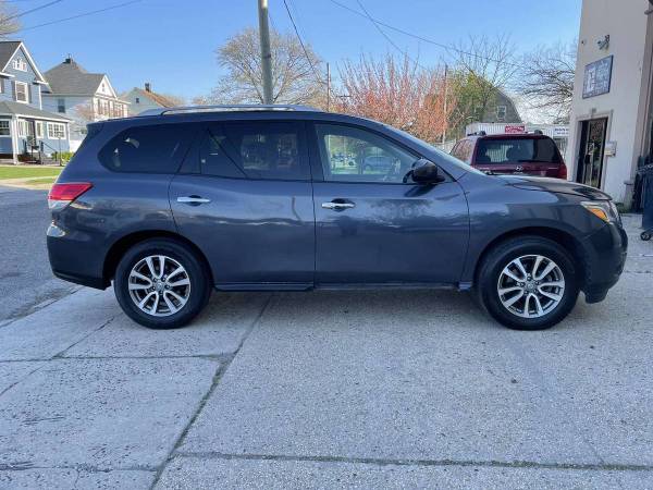 2013 Nissan Pathfinder Sv AWD Gray 82K Miles Clean Title Paid Off for sale in Baldwin, NY – photo 8