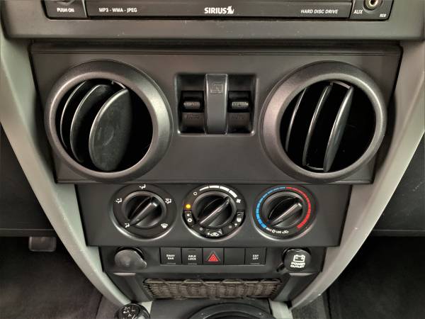 2009 JEEP WRANGLER RUBICON 4X4 REMOVABLE TOP NEW MUD TIRES BT/USB/AUX for sale in Winchester, VA – photo 14
