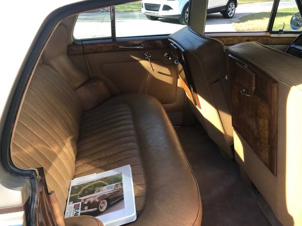 Award Winning 1962 Rolls Royce Silver Dawn II - Perfect - cars & for sale in South Bend, IL – photo 13