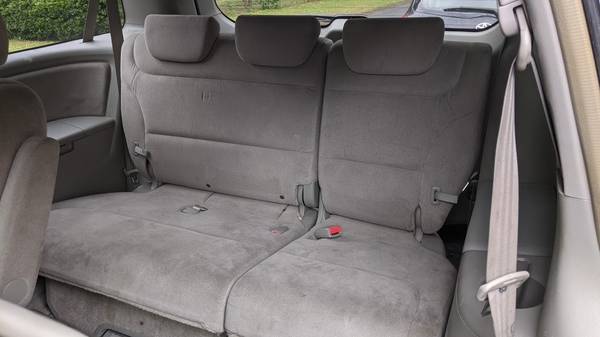 41 SERVICE RECORDS-DEALER MAINTAINED-SILVER HONDA ODYSSEY EX - SEATS... for sale in Hiram, GA – photo 9