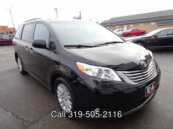 2017 Toyota Sienna XLE FWD 7-Passenger - - by dealer for sale in Waterloo, IA – photo 8