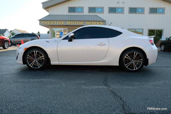 2014 Scion FR-S! AS LOW AS $1500 DOWN FOR IN HOUSE FINANCING! for sale in Naperville, IL – photo 5