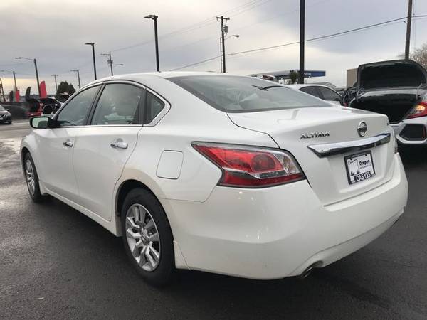 2015 Nissan Altima - Financing Available! - cars & trucks - by... for sale in Brooks, OR – photo 3