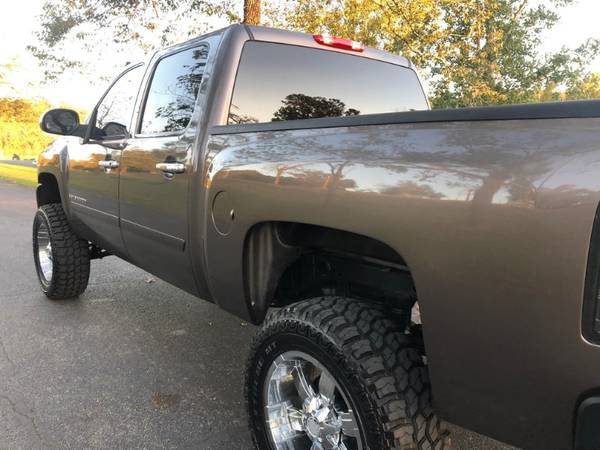 2007 Chevrolet Silverado 1500 LT Crew Cab 4WD LIFTED! for sale in Forsyth, MO – photo 13
