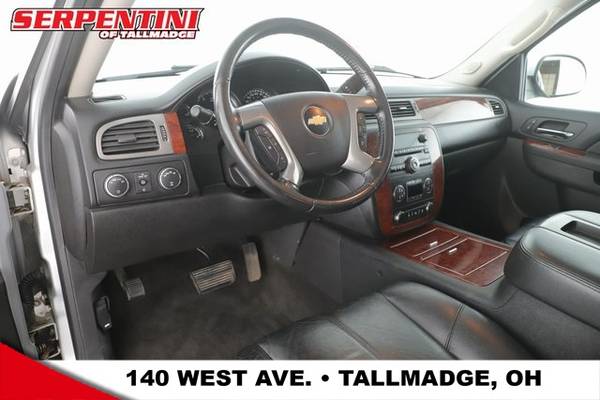 2013 Chevy Chevrolet Avalanche 1500 LT pickup Silver Ice Metallic -... for sale in Tallmadge, OH – photo 9