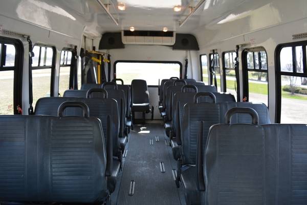 2012 Ford E-450 22 Passenger Paratransit Shuttle Bus for sale in Crystal Lake, OH – photo 14