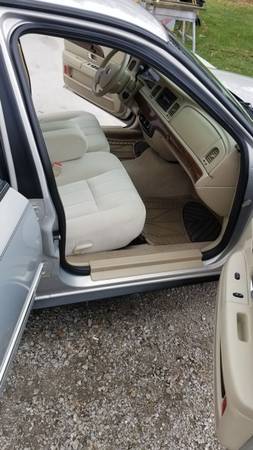 Mercury Grand Marquis GS - cars & trucks - by owner - vehicle... for sale in Mason City, IL – photo 6