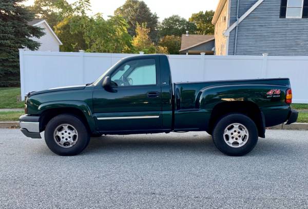 04 Chevy Silverado 4x4 Regular Cab, 6.5ft Bed *118k Miles* for sale in Mystic, CT – photo 6