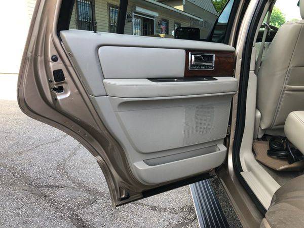 2014 Lincoln Navigator Ultimate 4WD CALL OR TEXT TODAY! for sale in Cleveland, OH – photo 17