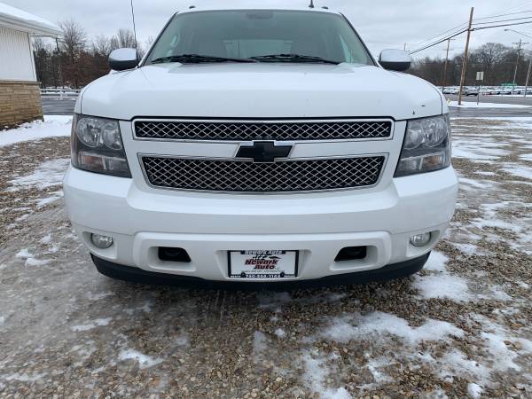 2008 Chevy Avalanche LTZ One Owner Clean Carfax!! - cars & trucks -... for sale in Heath, OH – photo 8