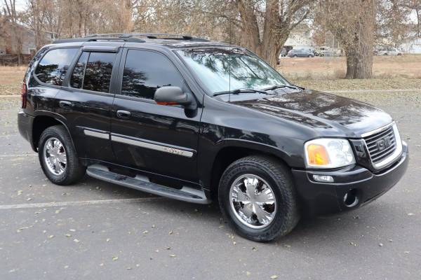 2002 GMC Envoy 4x4 4WD SLE SUV - cars & trucks - by dealer - vehicle... for sale in Longmont, CO – photo 2