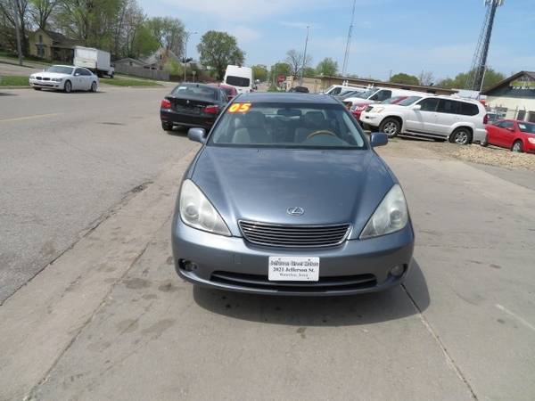 2005 Lexus ES 330 4dr Sdn 150, 000 miles 5, 500 - - by for sale in Waterloo, IA – photo 2