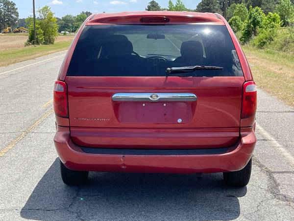 2006 Chrysler Town and County Mini-Van - - by dealer for sale in Smithfield, NC – photo 9