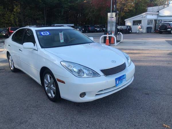 2005 Lexus ES 330 FINANCING AVAILABLE!! - cars & trucks - by dealer... for sale in Weymouth, MA – photo 2