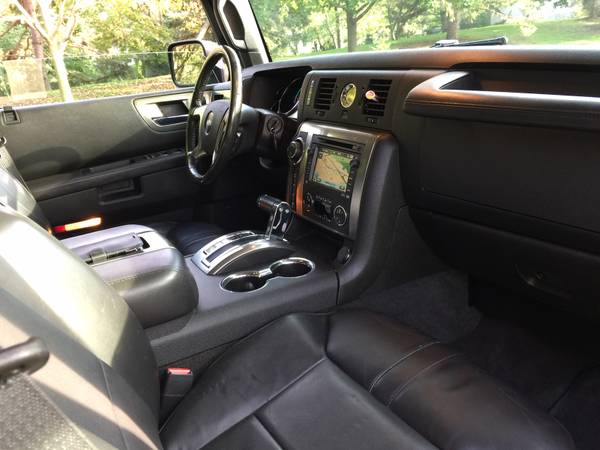 2008 HUMMER H2 EXTRA CLEAN for sale in Vernon Hills, WI – photo 4