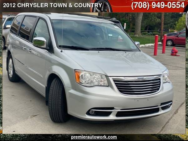 2012 CHRYSLER TOWN & COUNTRY TOURING L - - by dealer for sale in Alsip, IL – photo 3