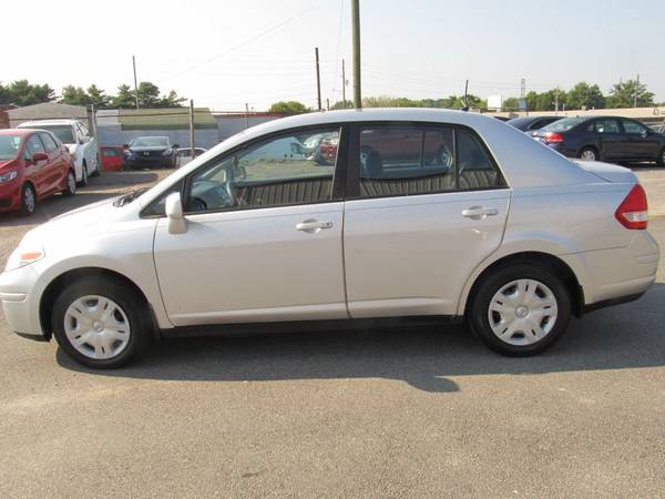 2011 *Nissan* *Versa* *4dr Sedan I4 Automatic 1.6* B for sale in Marietta, GA – photo 4