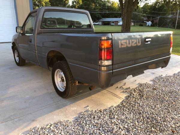 1992 Isuzu Pick-up truck - cars & trucks - by dealer - vehicle... for sale in Lincoln, NE – photo 2