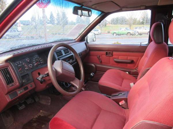 1993 Nissan Pathfinder XE 4dr 4WD SUV - Down Pymts Starting at $499... for sale in Marysville, WA – photo 5