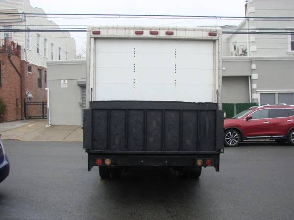 2005 FORD E350 SD CUTAWAY 12FT BOX TRUCK - - by dealer for sale in Richmond Hill, NY – photo 5
