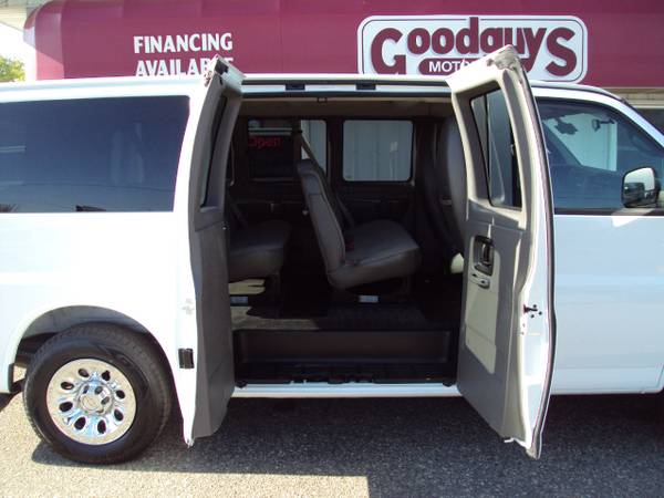 2010 Chevrolet Express Passenger AWD 1500 135 LT for sale in waite park, WI – photo 6