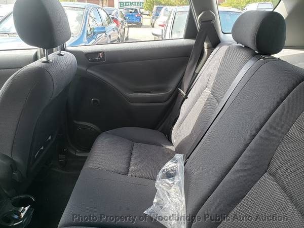 2006 *Pontiac* *Vibe* *4dr Hatchback FWD* Silver - cars & trucks -... for sale in Woodbridge, District Of Columbia – photo 10