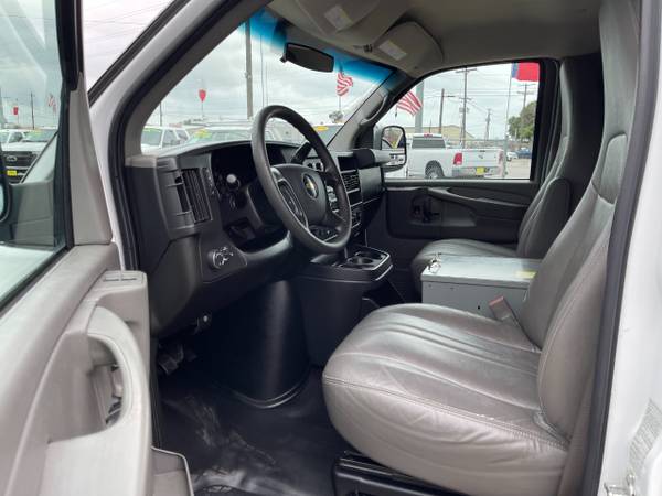 2015 Chevrolet Express Cargo! WORK READY WITH RACKS/BINS/LADDER for sale in Corpus Christi, TX – photo 9