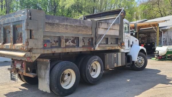Peterbilt Dump Truck for sale in Beaver Falls, PA – photo 4