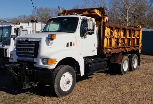 2004 Sterling LT8500 Dump Truck for sale in Bealeton, District Of Columbia