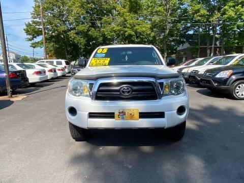 2005 Toyota Tacoma Access Cab I4 Manual 4WD - cars & trucks - by... for sale in Methuen, MA – photo 3
