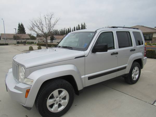 2012 JEEP LIBERTY SUV 2WD ONLY 46K MILES - - by for sale in Oakdale, CA – photo 3