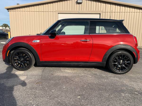2015 MINI Hardtop Cooper S 53k miles Red 6-Speed Manual - cars &... for sale in Jeffersonville, KY – photo 3
