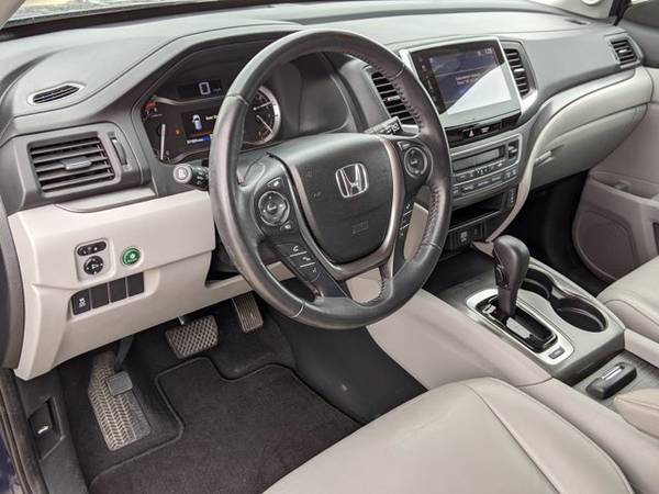 2017 Honda Pilot EX-L SKU: HB025058 SUV - - by dealer for sale in Corpus Christi, TX – photo 11