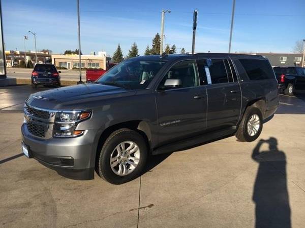 2020 Chevrolet Suburban LT - SUV - cars & trucks - by dealer -... for sale in Manitowoc, WI – photo 7